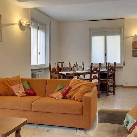Dom wakacyjny Casa Emilia Dongo